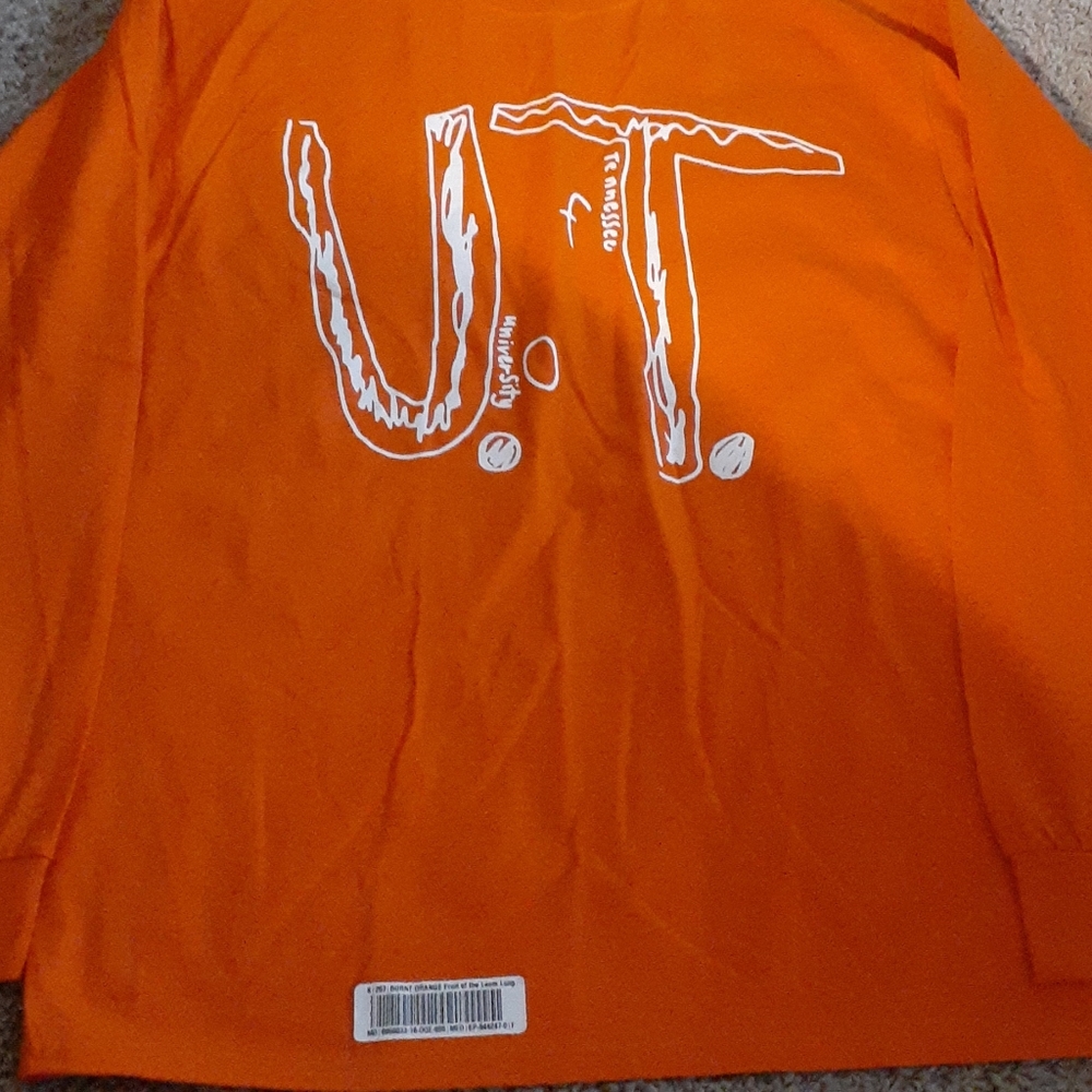 NWOT University of Tennessee tshirt